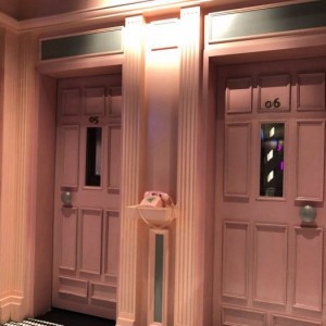 杭州夜生活探索：热门酒吧KTV娱乐指南