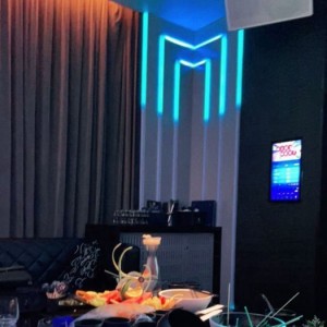 杭州萧山区附近酒吧招聘包厢陪唱,全职上班收入多少