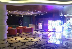 杭州临平区南苑街道附近夜总会招聘包厢服务员,不限身高