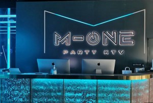 杭州哪有夜场招聘包厢服务员,跟领队还是直招